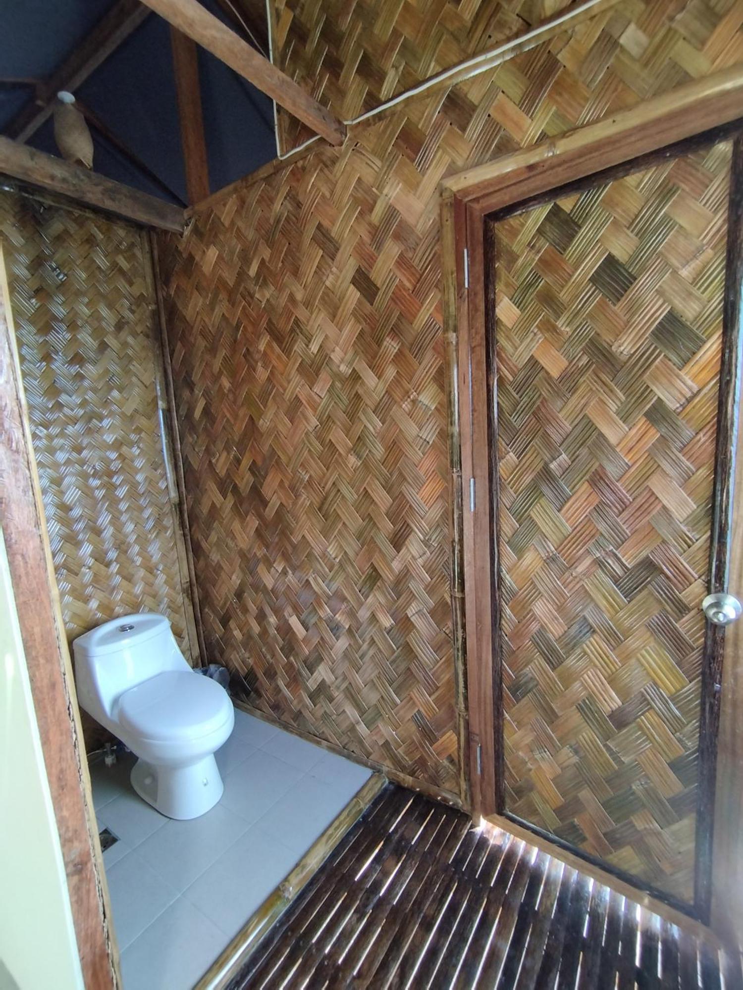 Ocean Green Eco Lodge Puerto Princesa ภายนอก รูปภาพ